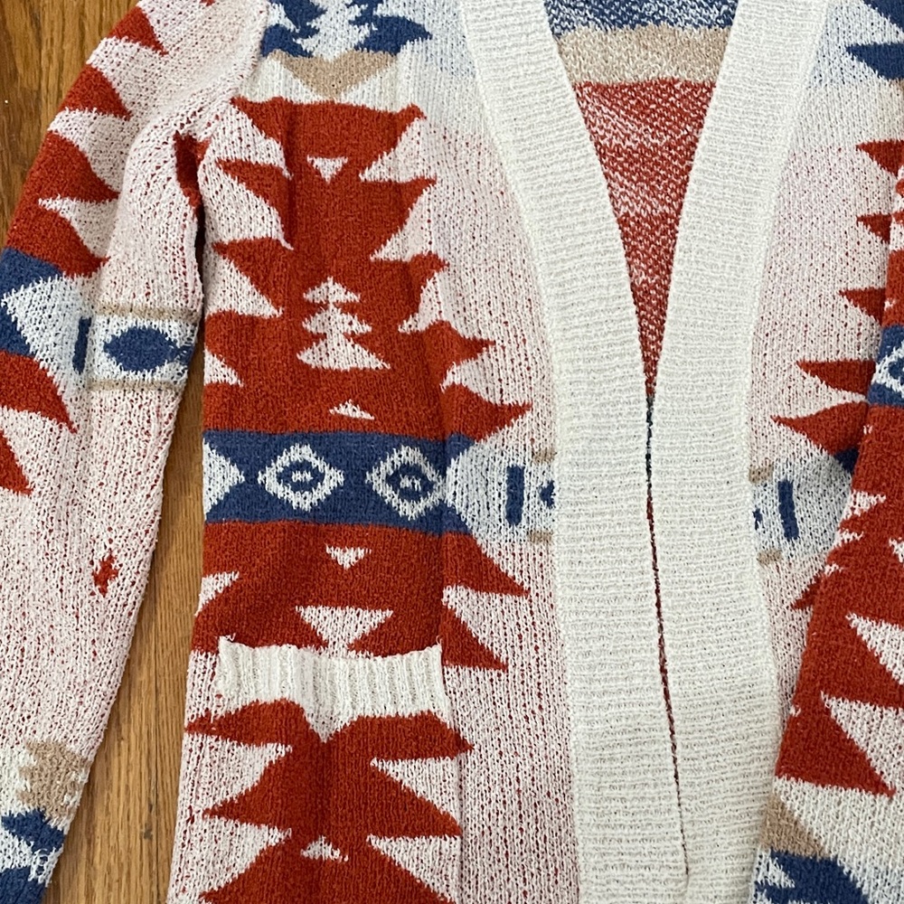 Aztec Patterned Cardigan Sweater - Picture 4 of 5